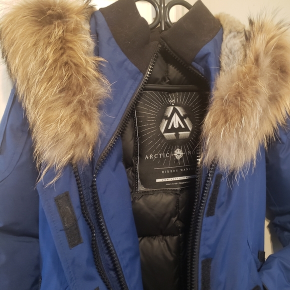 Jacket - Picture 4 of 4